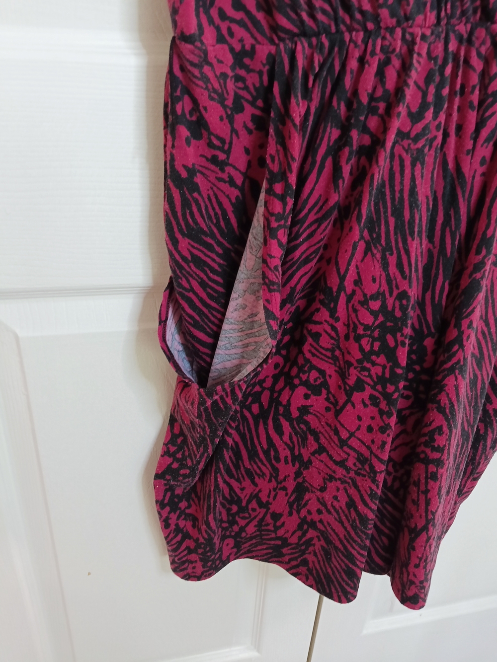 Miss Tina Tunic Top Women L Red Good Zebra Print V-Neck Pockets Wrap Front - Picture 4 of 6
